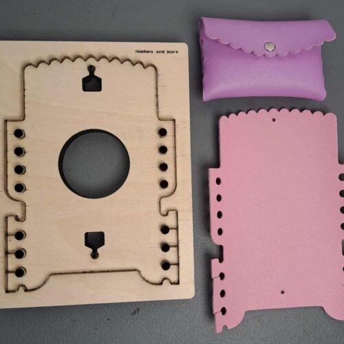 Small Purse (Scallop Top)